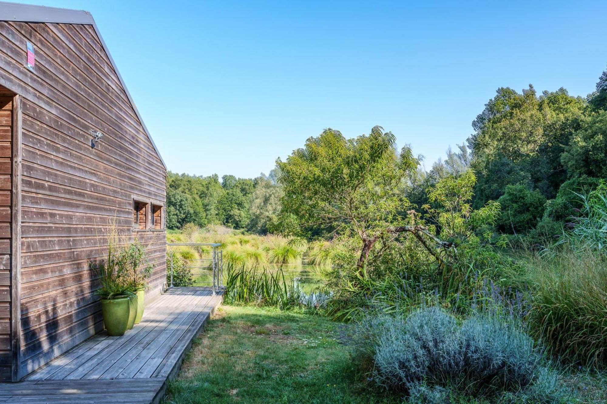 La Cabane Du Pont Du Douet Mazières-de-Touraine エクステリア 写真